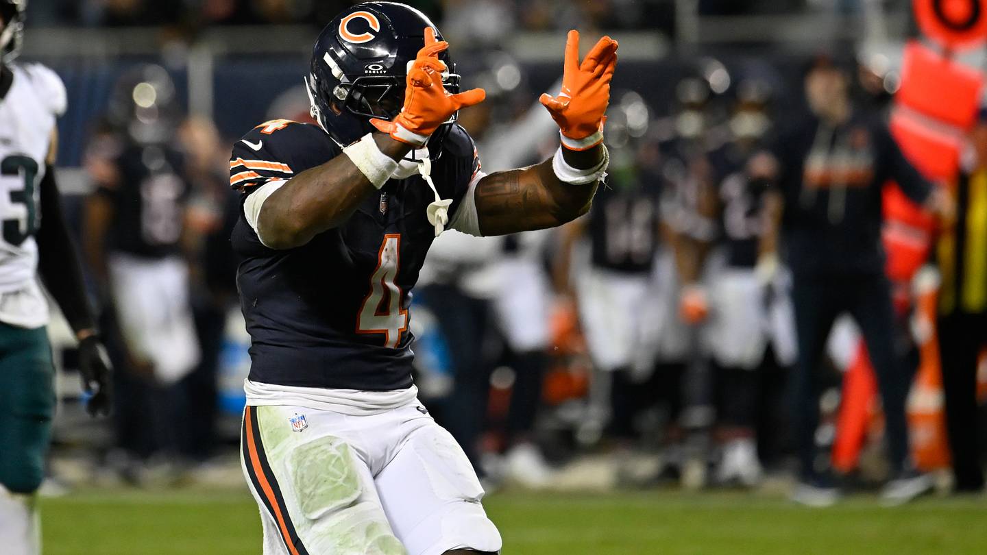 Fantasy Start-Sit Week 6: D'Andre Swift, Luther Burden, Rome Odunze, Colston Loveland