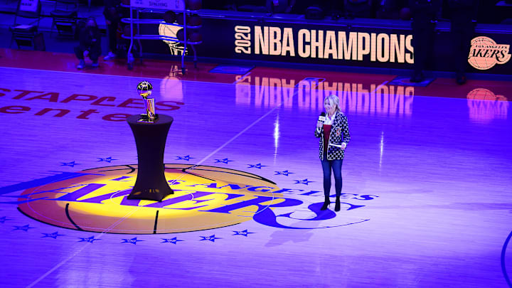 May 12, 2021; Los Angeles, California, USA; Los Angeles Lakers president Jeanie Buss speaks before the reveal of the 2020 champions banner at Staples Center. Mandatory Credit: Gary A. Vasquez-Imagn Images