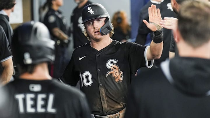 Chicago White Sox shortstop Chase Meidroth (10) celebrates after scoring against the Toronto Blue Jays at the Rogers Centre. Chicago White Sox shortstop Chase Meidroth (10) celebrates after scoring against the Toronto Blue Jays at the Rogers Centre.