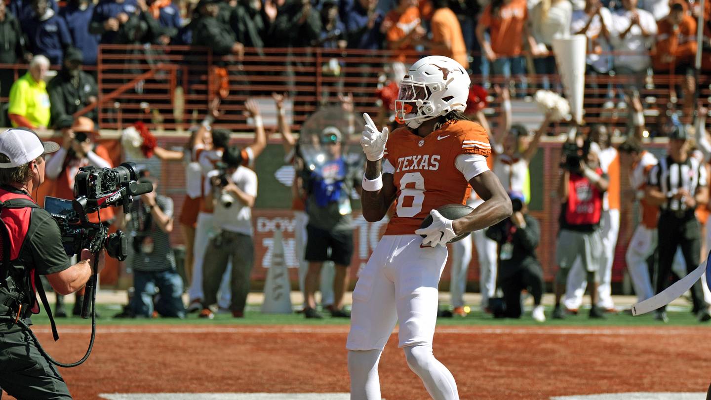 Cover art for Texas Longhorns Need Cam Coleman More Targets