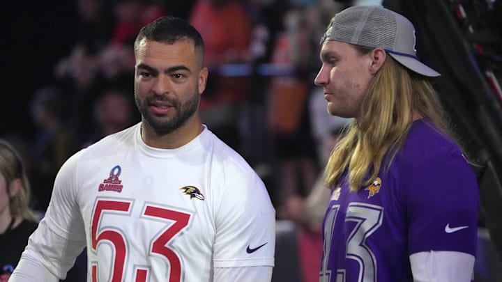 Jan 30, 2025; Orlando, FL, USA; AFC linebacker Kyle Van Noy of the Baltimore Ravens (53) and NFC linebacker Andrew Van Ginkel of the Minnesota Vikings (43) during the Pro Bowl Skills Challenge at Nicholson Fieldhouse. Mandatory Credit: Kirby Lee-Imagn Images Jan 30, 2025; Orlando, FL, USA; AFC linebacker Kyle Van Noy of the Baltimore Ravens (53) and NFC linebacker Andrew Van Ginkel of the Minnesota Vikings (43) during the Pro Bowl Skills Challenge at Nicholson Fieldhouse. Mandatory Credit: Kirby Lee-Imagn Images