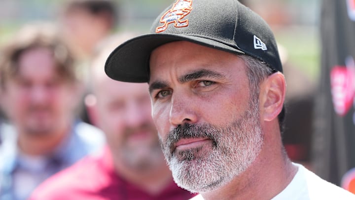Aug 4, 2024; Cleveland Browns head coach Kevin Stefanski meets with the media before practice at the Browns training facility in Berea, Ohio. Mandatory Credit: Bob Donnan-Imagn Images