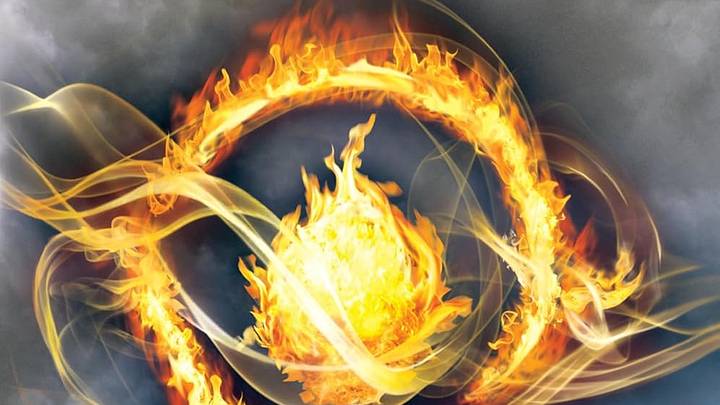 Divergent by Veronica Roth (Divergent #1)