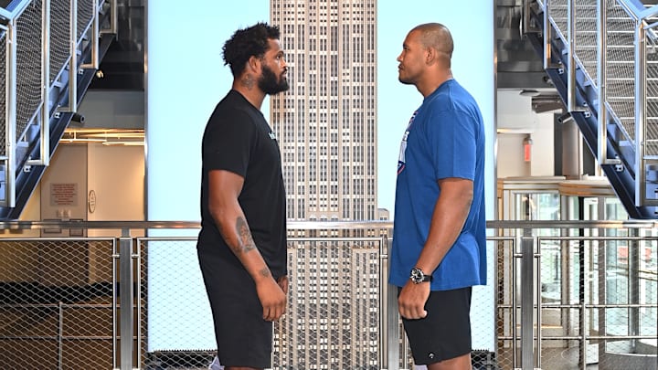 Renan Ferreira, Maurice Greene visit the Empire State Building