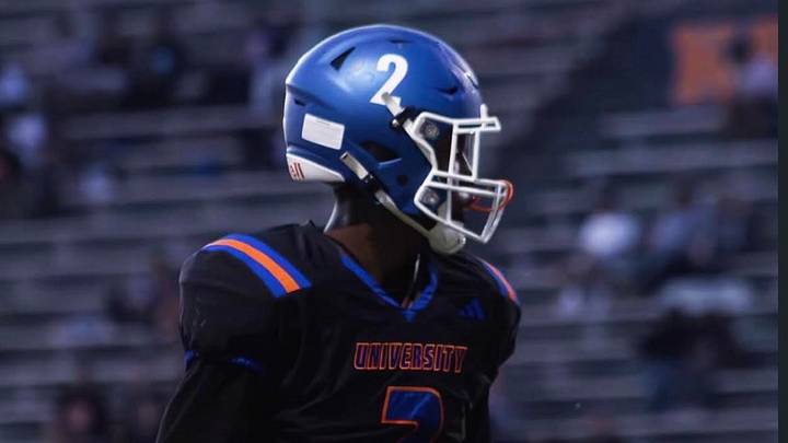 Junior Linebacker D'Elliott Jones was key in University's 27-0 win over LA Lincoln in Week 0. Junior Linebacker D'Elliott Jones was key in University's 27-0 win over LA Lincoln in Week 0.