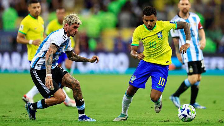 Rodrygo está trabalhando para deixar uma marca na Seleção Brasileira.