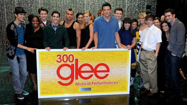 Photo Of The Glee Cast During The "GLEE" 300th Musical Performance Special Taping