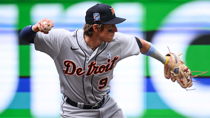 Detroit Tigers third baseman Nick Maton (9) makes a throw across the infield. 