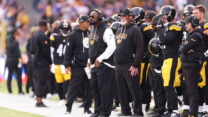Pittsburgh Steelers head coach Mike Tomlin