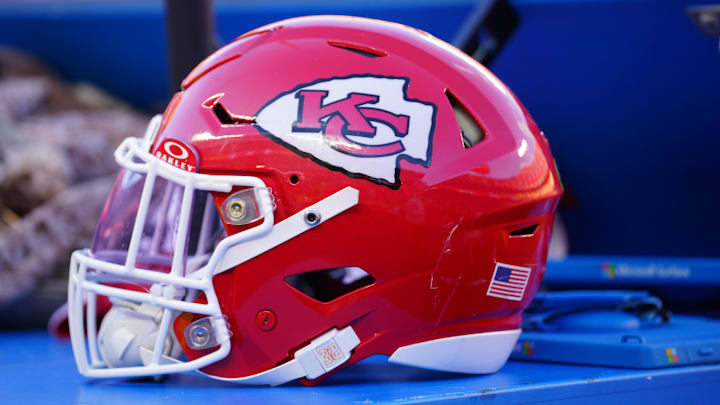 Nov 10, 2024; Kansas City, Missouri, USA; A general view of a Kansas City Chiefs helmet after the win over the Denver Broncos at GEHA Field at Arrowhead Stadium. Mandatory Credit: Denny Medley-Imagn Images Nov 10, 2024; Kansas City, Missouri, USA; A general view of a Kansas City Chiefs helmet after the win over the Denver Broncos at GEHA Field at Arrowhead Stadium. Mandatory Credit: Denny Medley-Imagn Images