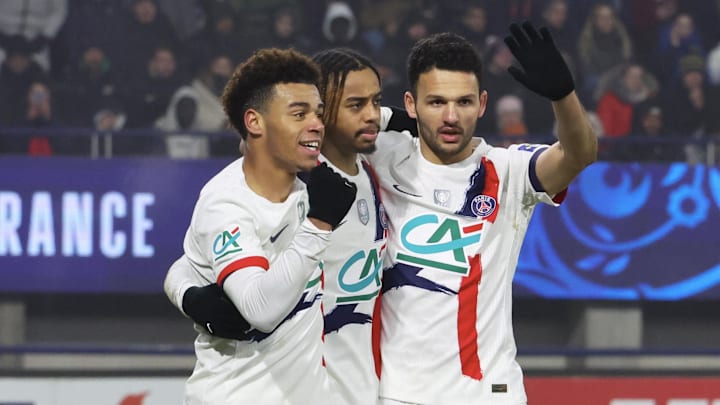 Les deux hommes ont été lourdement critiqués. Les deux hommes ont été lourdement critiqués.