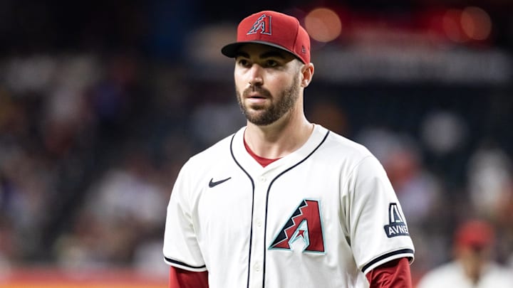 Sep 16, 2025; Phoenix, Arizona, USA; Arizona Diamondbacks pitcher John Curtiss against the San Francisco Giants at Chase Field. Mandatory Credit: Mark J. Rebilas-Imagn Images Sep 16, 2025; Phoenix, Arizona, USA; Arizona Diamondbacks pitcher John Curtiss against the San Francisco Giants at Chase Field. Mandatory Credit: Mark J. Rebilas-Imagn Images