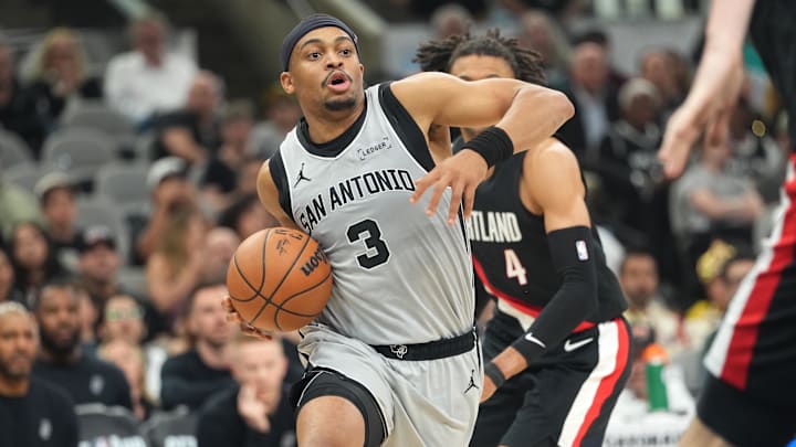 Keldon Johnson es uno de los candidatos al premio