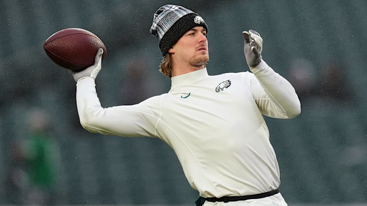 Former Philadelphia Eagles back up QB Kenny Pickett