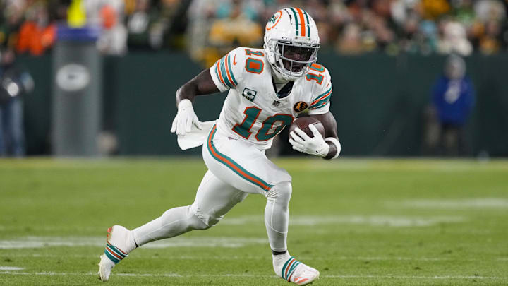 Miami Dolphins wide receiver Tyreek Hill (10) during the game against the Green Bay Packers at Lambeau Field. 