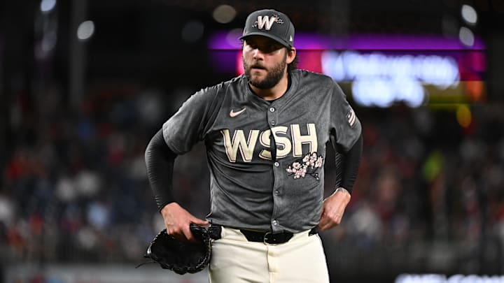 Sep 27, 2024; Washington, District of Columbia, USA;  Washington Nationals pitcher Trevor Williams (32) walks to the dugout after the second inning against the Philadelphia Phillies at Nationals Park. 