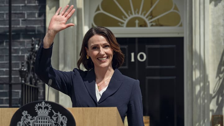 Suranne Jones as Abigail in Episode 1 of Hostage