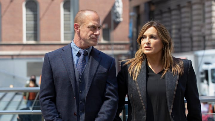 LAW & ORDER: ORGANIZED CRIME -- "Forget It, Jake; It's Chinatown" Episode 108 -- Pictured: (l-r) Christopher Meloni as Detective Elliot Stabler, Mariska Hargitay as Captain Olivia Benson -- (Photo by: Eric Liebowitz/NBC)