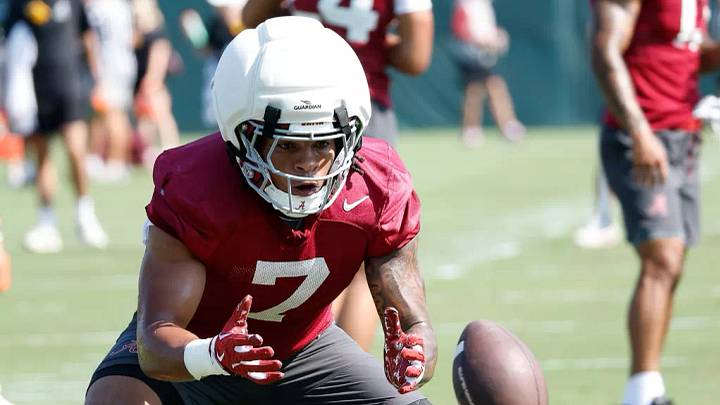 8/5/26 MFB First fall Practice Alabama Linebacker Caleb Woodson (7) Photo by Kent Gidley 8/5/26 MFB First fall Practice Alabama Linebacker Caleb Woodson (7) Photo by Kent Gidley