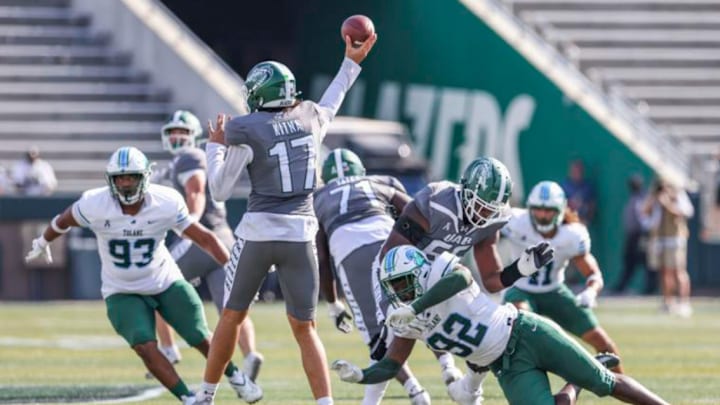 Tulane Green Wave defensive end Gerrod Henderson (92) dives as UAB Blazers quarterback Jalen Kitna (17) throws the ball during the second half of a football game at Protective Stadium in Birmingham, Ala. Saturday, October 5th, 2024.