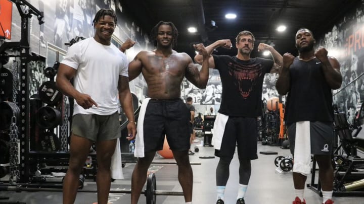 Vikings rookie Dallas Turner works out with Aaron Rodgers and other NFL players
