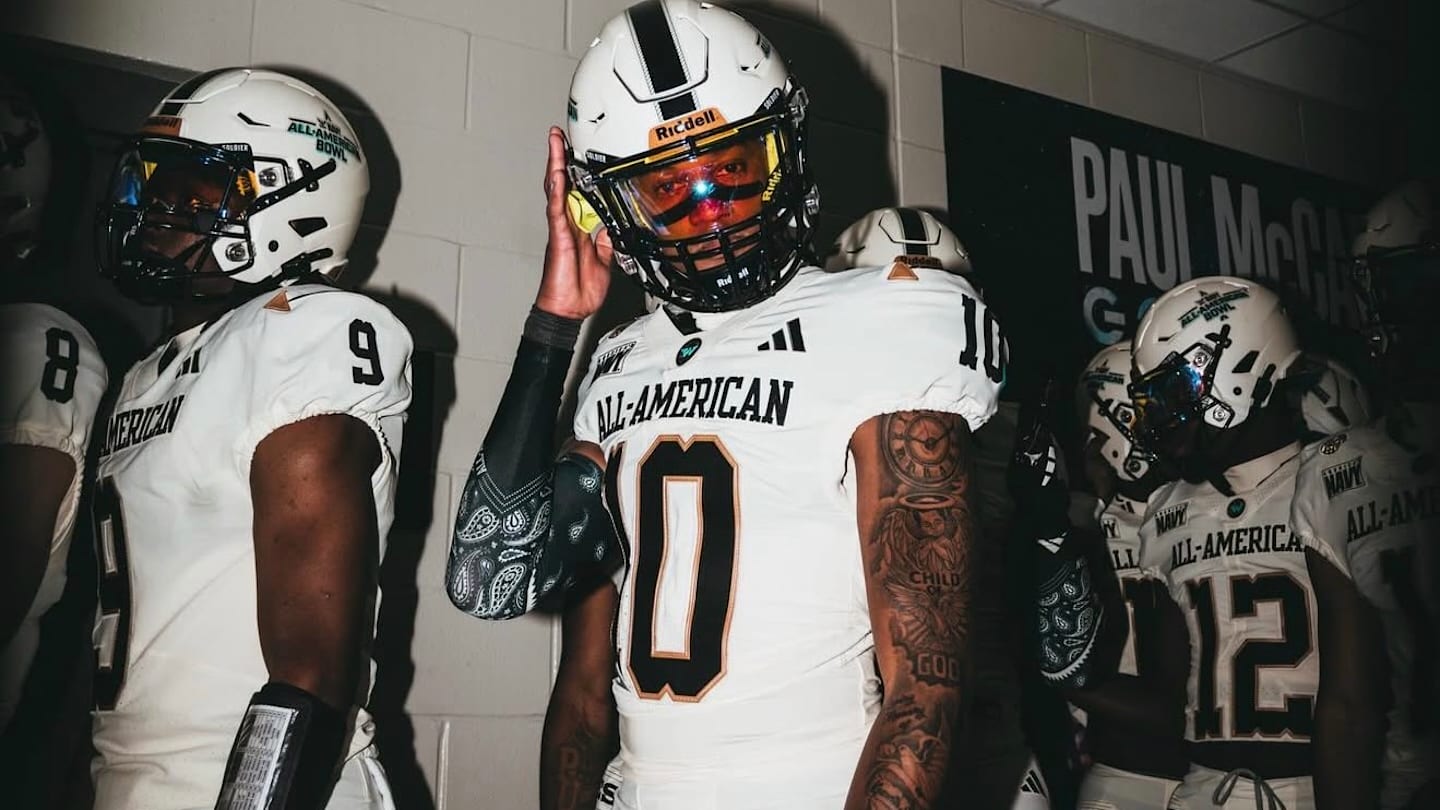 Ole Miss Football Recruiting Buzz: Rebels Trending for Multiple Elite Prospects