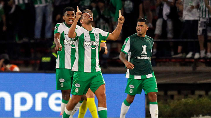 FBL-LIBERTADORES-ALTNACIONAL-RACING