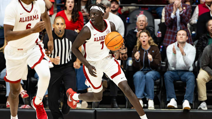 Alabama forward Taylor Bol Bowen travels up the court in the second half of the game against Texas on Jan. 10, 2025.