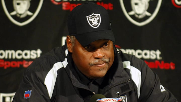 Kansas City Chiefs vs Oakland Raiders - December 23, 2006