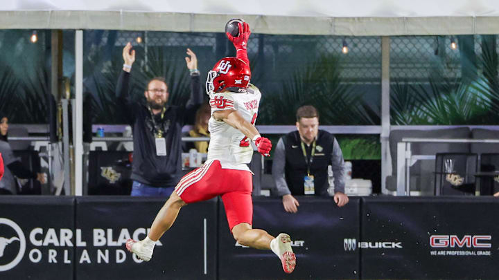 Utah Utes cornerback Smith Snowden (2) is a preseason candidate for the 2025 Chuck Bednarik Award.