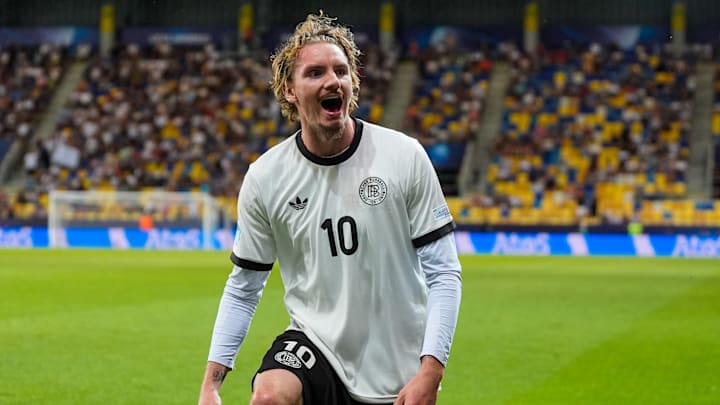 Nick Woltemade bestimmt derzeit die Schlagzeilen der deutschen Sportmedien