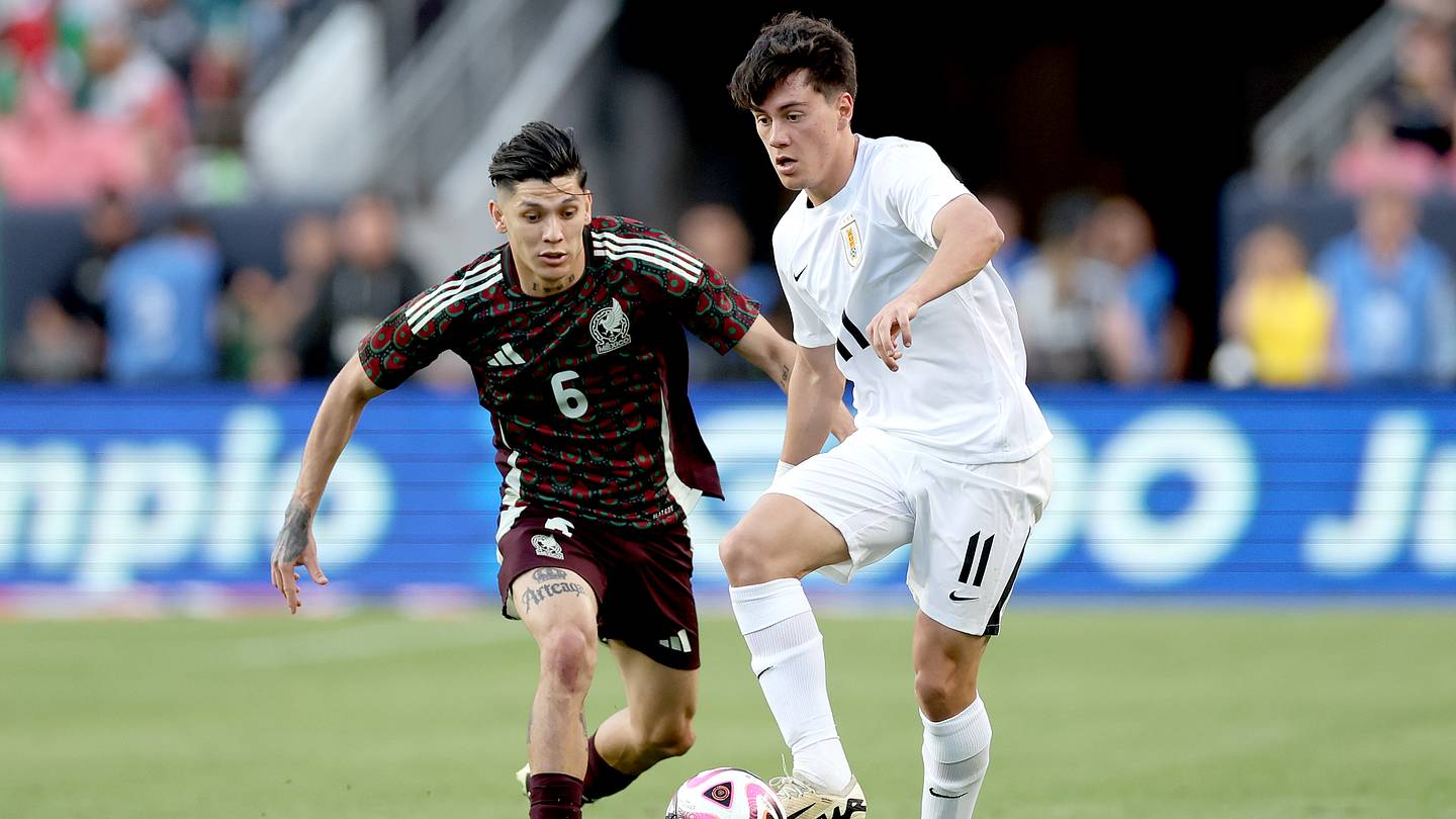 Uruguay Faces Struggling Mexico in Upcoming Friendly Match