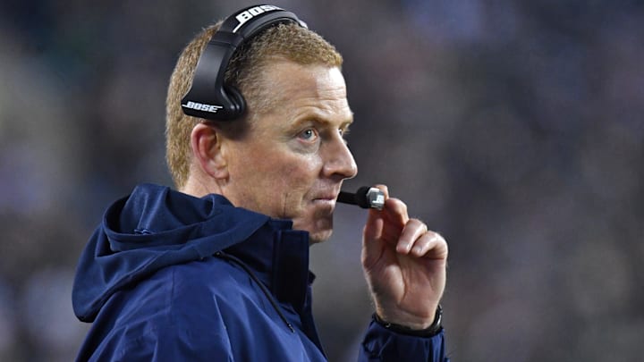 Dec 22, 2019; Philadelphia, Pennsylvania, USA; Dallas Cowboys head coach Jason Garrett on the sidelines against the Philadelphia Eagles at Lincoln Financial Field. Mandatory Credit: Eric Hartline-Imagn Images