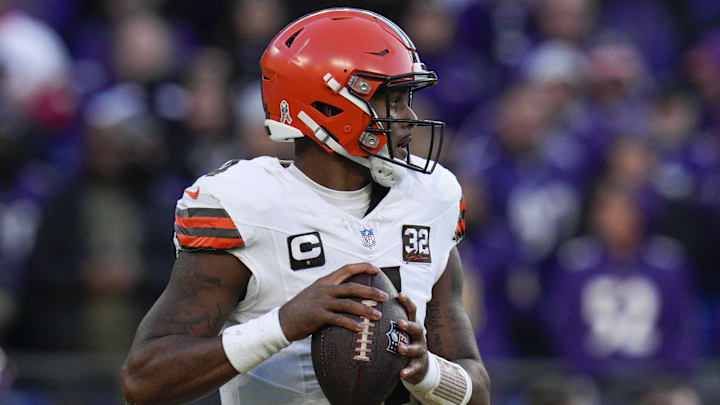 Browns QB Deshaun Watson looks to be healing nicely from his season-ending shoulder injury.