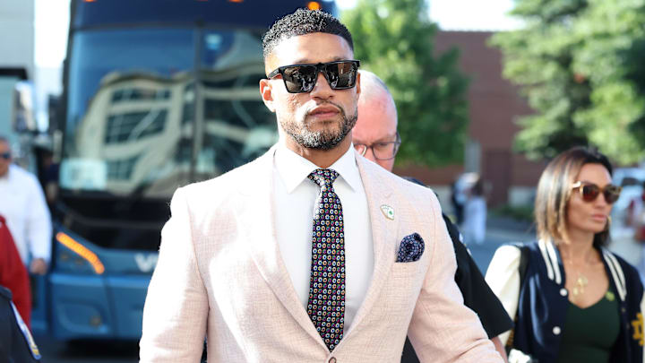Sep 27, 2025; Fayetteville, Arkansas, USA; Notre Dame Fighting Irish head coach Marcus Freeman arrives prior to the game against the Arkansas Razorbacks at Donald W. Reynolds Razorback Stadium. Mandatory Credit: Nelson Chenault-Imagn Images Sep 27, 2025; Fayetteville, Arkansas, USA; Notre Dame Fighting Irish head coach Marcus Freeman arrives prior to the game against the Arkansas Razorbacks at Donald W. Reynolds Razorback Stadium. Mandatory Credit: Nelson Chenault-Imagn Images