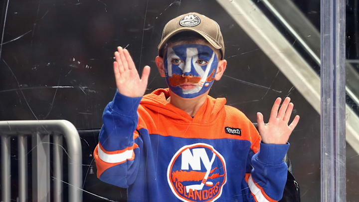 Philadelphia Flyers v New York Islanders Philadelphia Flyers v New York Islanders