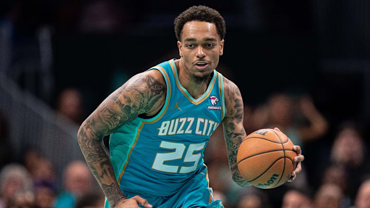 Milwaukee Bucks v Charlotte Hornets