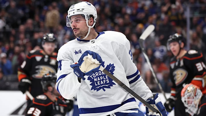 Toronto Maple Leafs v Anaheim Ducks