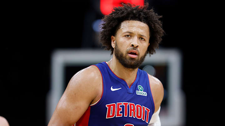 Detroit Pistons v Milwaukee Bucks