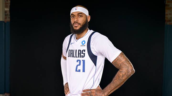 Sep 25, 2026; Dallas, TX, USA; Dallas Mavericks forward/center Daniel Gafford (21) poses for a photo during the Mavericks media day at American Airlines Center. Mandatory Credit: Jerome Miron-Imagn Images