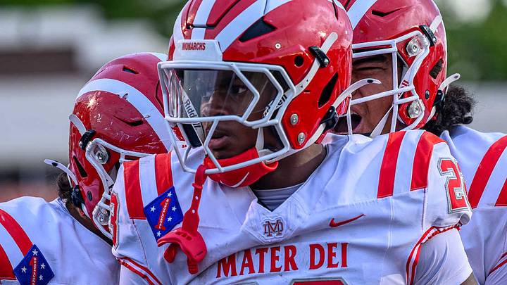 Mater Dei faces Servite at Orange Coast College on Thursday night. Stream it live on the NFHS Network. Mater Dei faces Servite at Orange Coast College on Thursday night. Stream it live on the NFHS Network.