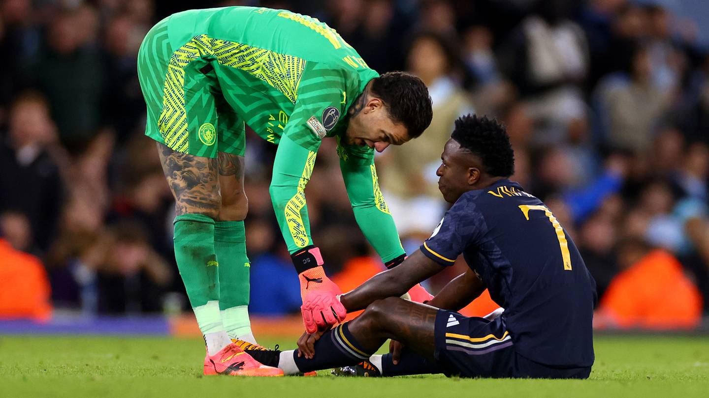 Vinicius Junior injury: Real Madrid issue update ahead of El Clasico