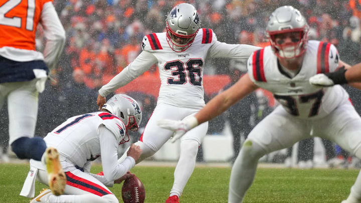 Andrés Borregales, de los Patriots, hizo historia en el Super Bowl LX