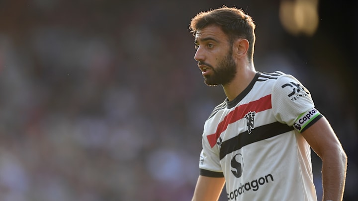 Com Bruno Fernandes e companhia, o Manchester United tenta estrear com uma vitória na Europa League.