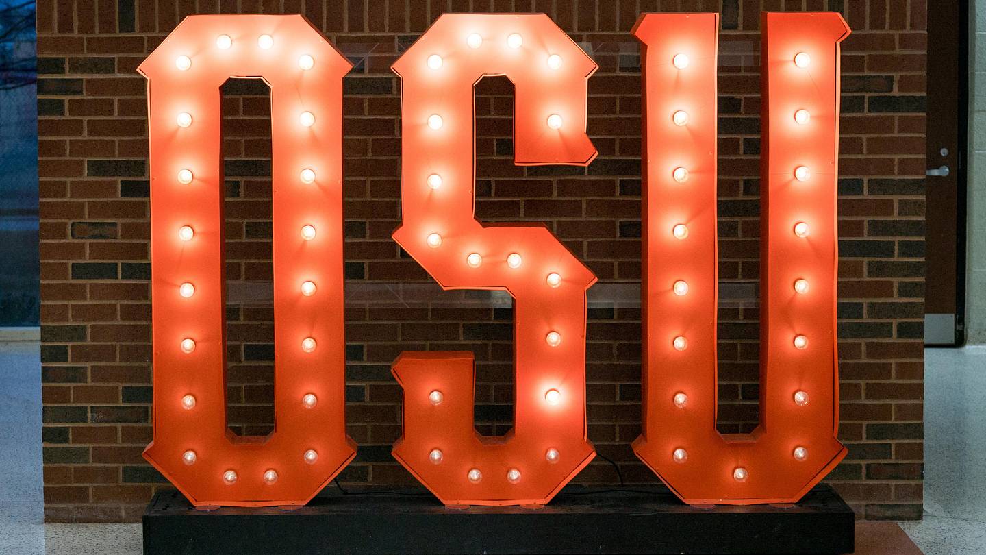 Former Oklahoma State Star Inducted into National Wrestling Hall of Fame