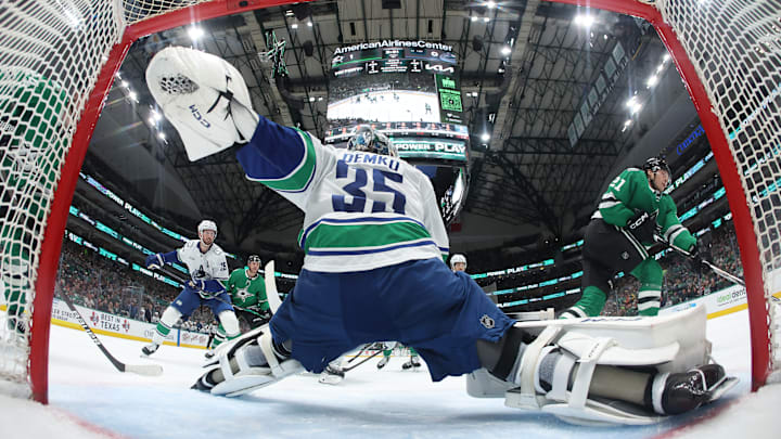Vancouver Canucks v Dallas Stars