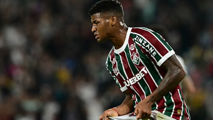 Hércules é titular absoluto do meio-campo