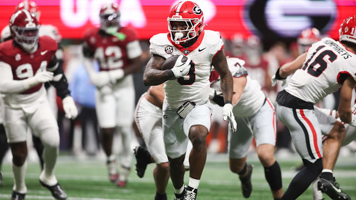 Dec 6, 2025; Atlanta, GA, USA; Georgia Bulldogs running back Nate Frazier (3) rushes during the third quarter against the Alabama Crimson Tide during the 2025 SEC Championship game at Mercedes-Benz Stadium. Mandatory Credit: Brett Davis-Imagn Images