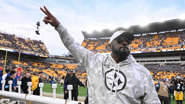 Mike Tomlin informed the Steelers that he was stepping down as head coach after 19 seasons at the helm.