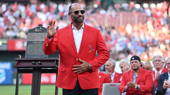 Sep 12, 2026; St. Louis, Missouri, USA; Albert Pujols stands next to his St. Louis Cardinals Hall of Fame plaque during a ceremony before a game between the St. Louis Cardinals and the Chicago White Sox at Busch Stadium. Mandatory Credit: Jeff Le-Imagn Images Sep 12, 2026; St. Louis, Missouri, USA; Albert Pujols stands next to his St. Louis Cardinals Hall of Fame plaque during a ceremony before a game between the St. Louis Cardinals and the Chicago White Sox at Busch Stadium. Mandatory Credit: Jeff Le-Imagn Images
